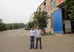Iran customer visited our block making machine