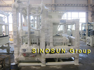 Packaged QT8-15 concrete block making machine