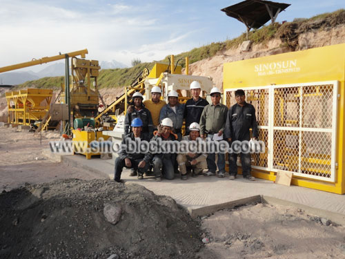 SINOSUN block making machine in Peru